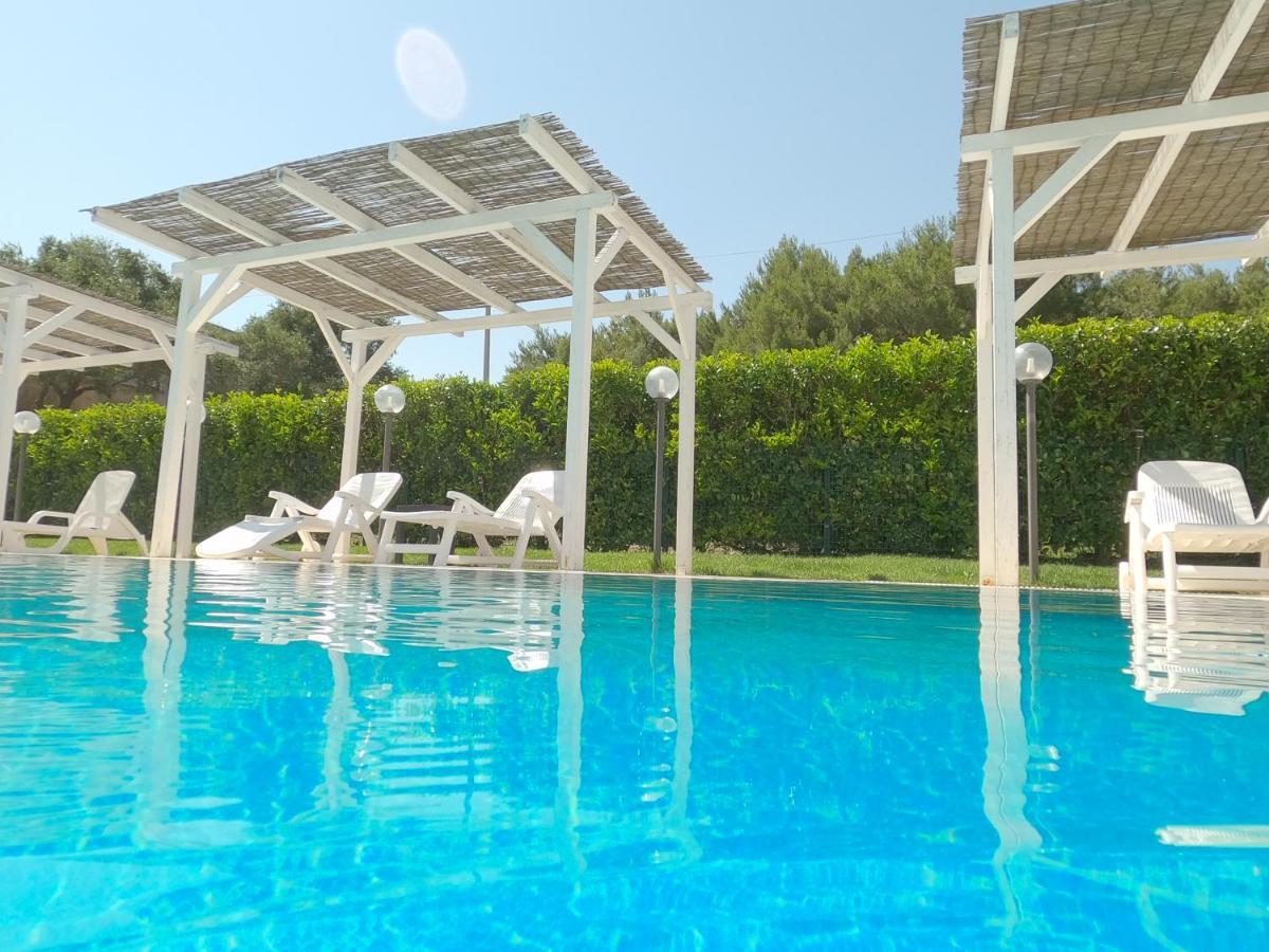 Hotel Falco D'Oro チステルニーノ エクステリア 写真