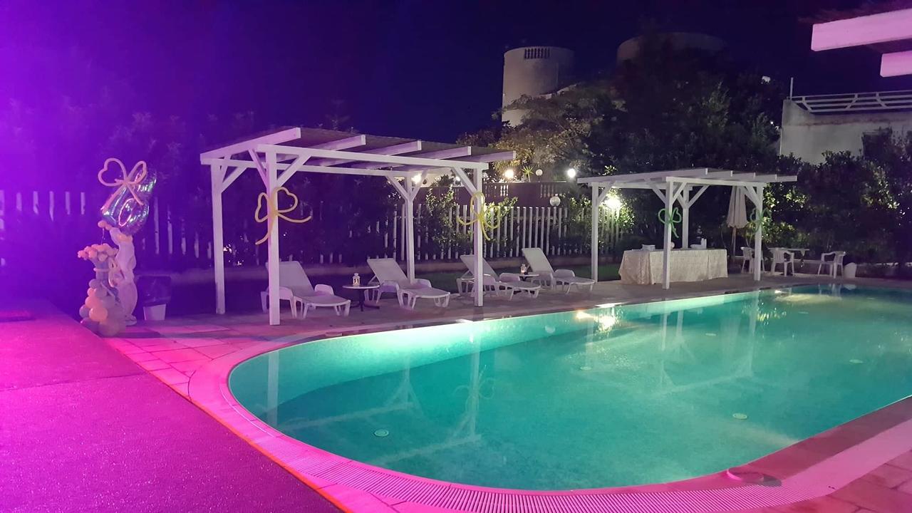 Hotel Falco D'Oro チステルニーノ エクステリア 写真
