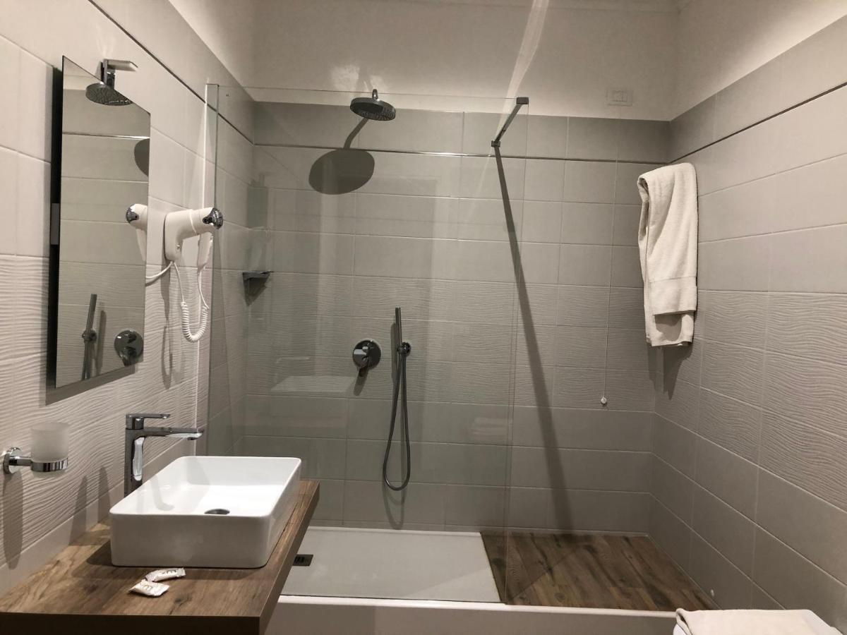 Hotel Falco D'Oro チステルニーノ エクステリア 写真